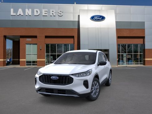 New 2026 Ford Escape Active w/ Active Premium Tech Pack FWD image 2