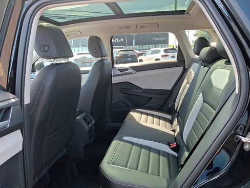 New 2025 Volkswagen Taos SEL AWD/4WD image 5