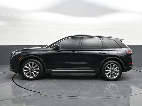 Used 2022 Lincoln Corsair AWD w/ Premium Package image 2