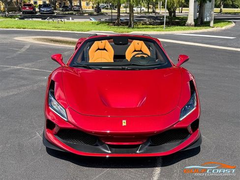 Used 2023 Ferrari F8 Tributo RWD image 5