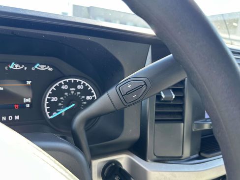 Used 2025 Ford F350 XLT image 27