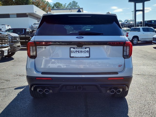 Used 2026 Ford Explorer ST AWD/4WD image 4