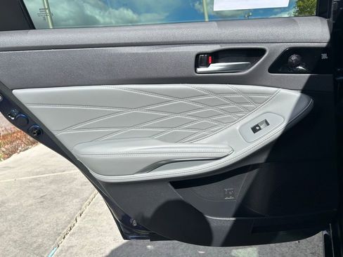 Used 2021 Toyota Avalon Limited w/ Advanced Safety Package image 25