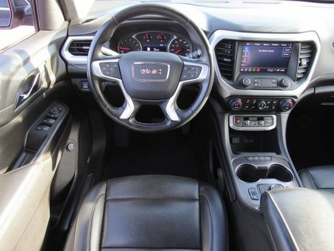 Used 2023 GMC Acadia SLT FWD image 20