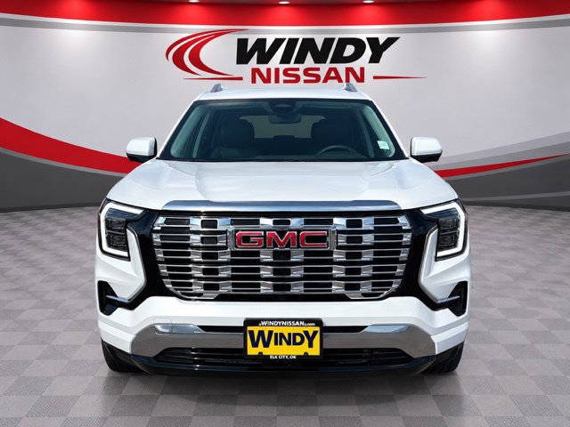 Used 2027 GMC Terrain Denali w/ LPO, Floor Liner Package AWD/4WD image 2