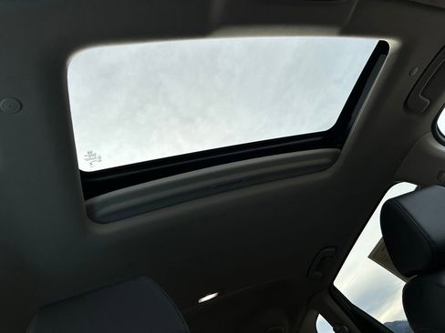 Used 2024 Honda CR-V EX-L image 22