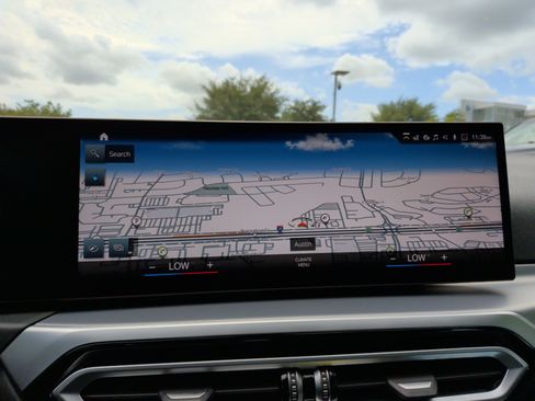 Used 2023 BMW i4 eDrive40 RWD image 18