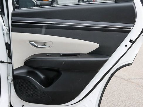 Used 2023 Hyundai Tucson SEL image 16