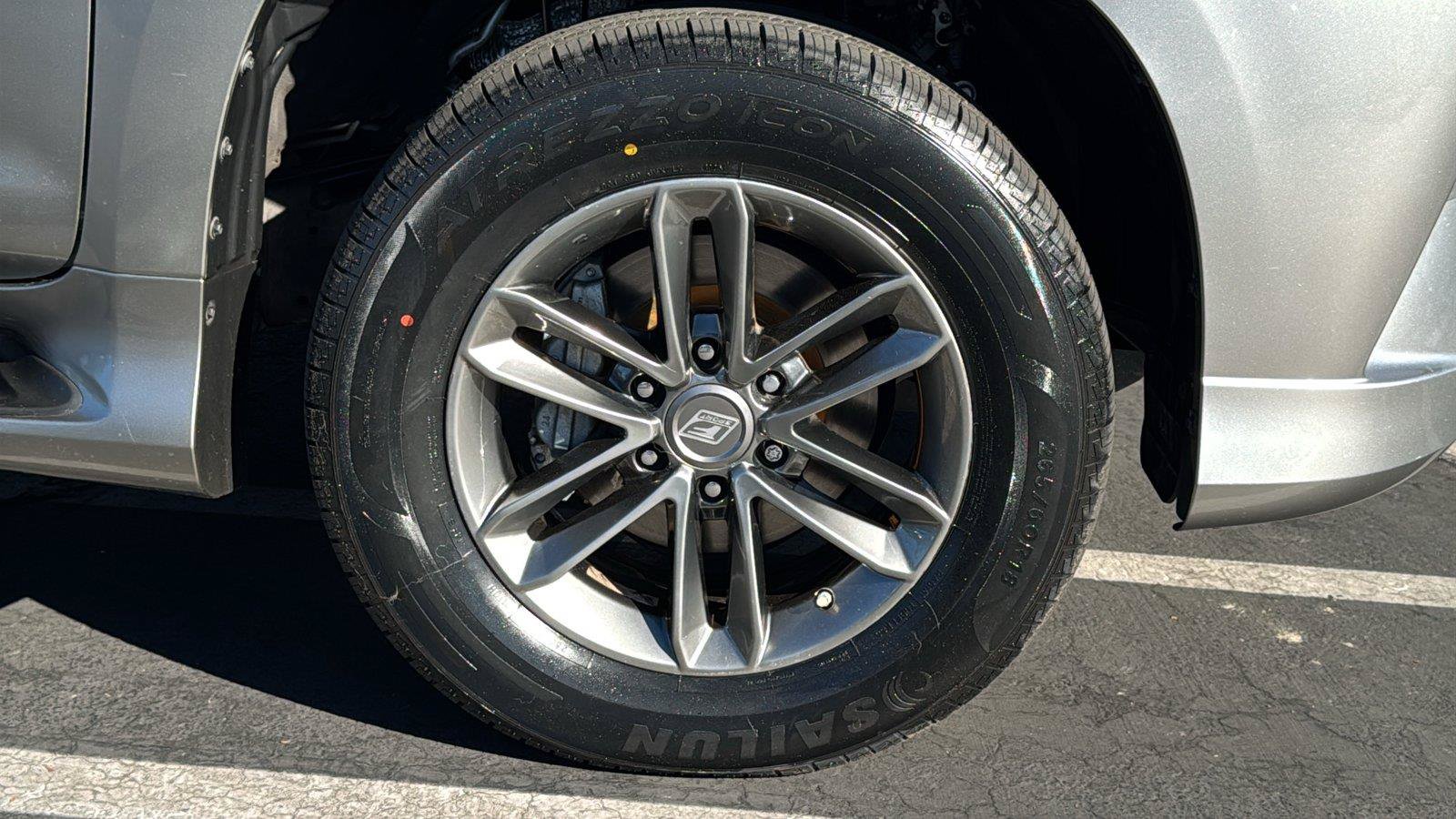 Used 2021 Lexus GX 460 Premium w/ Premium Package AWD/4WD image 6