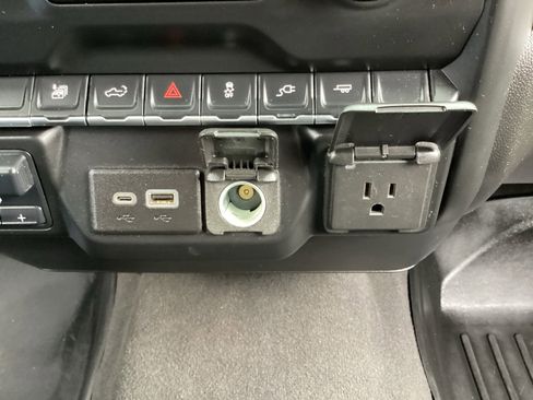 Used 2022 Chevrolet Silverado 2500 Custom w/ Gooseneck/5TH Wheel Package image 25