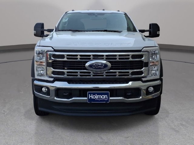 New 2026 Ford F550 2WD Regular Cab Super Duty image 2