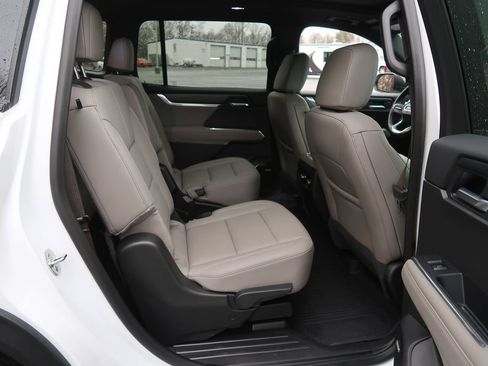 Certified 2026 GMC Acadia Elevation w/ Black Edition image 34