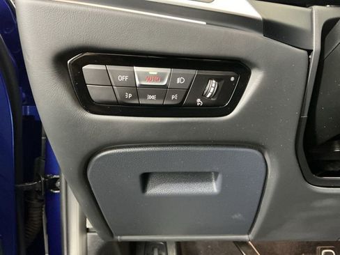 Used 2023 BMW M3 Competition w/ M Carbon Exterior Package image 18