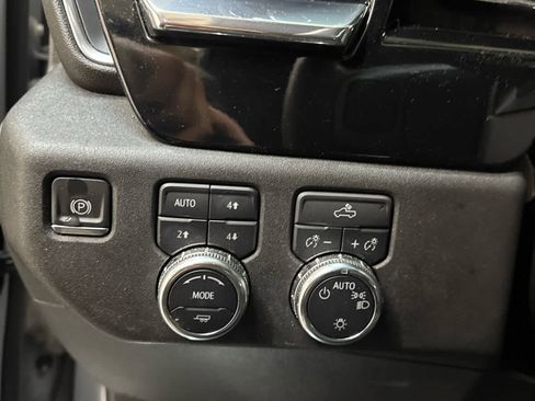 Certified 2024 GMC Sierra 1500 SLE image 15