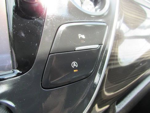 Used 2020 Buick Envision Preferred AWD/4WD image 23
