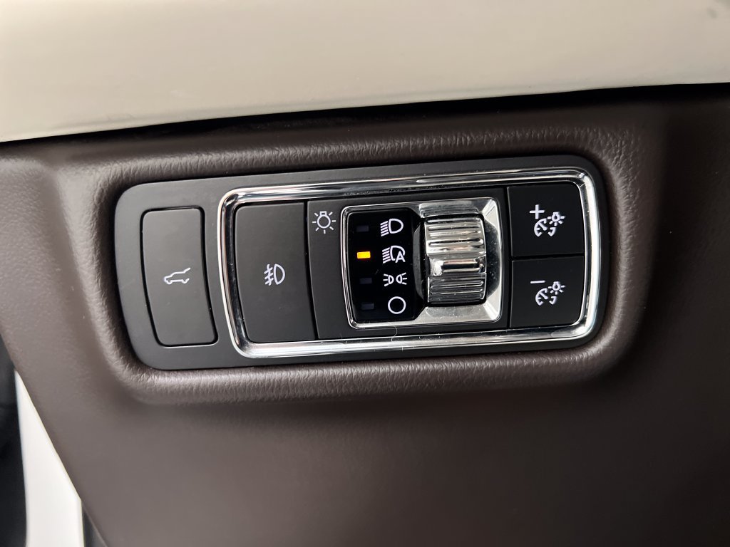 Used 2020 Lincoln Aviator Black Label w/ Dynamic Handling Package AWD/4WD image 60