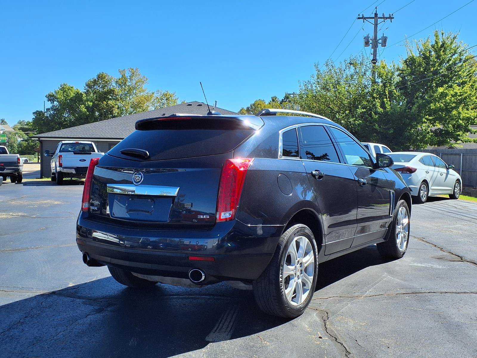 Used 2016 Cadillac SRX Performance FWD image 9