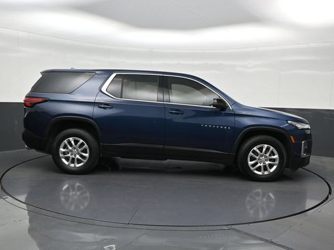 Used 2023 Chevrolet Traverse LS FWD image 7