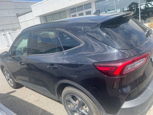 Used 2025 Ford Escape ST-Line w/ Tech Pack #1 AWD/4WD image 6