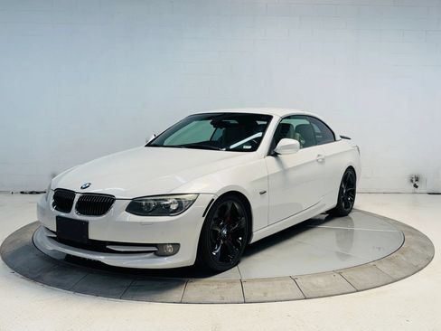 Used 2011 BMW 335i Convertible RWD image 37