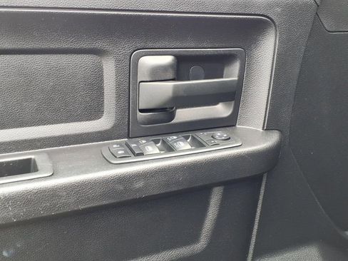 Used 2013 RAM 1500 Express AWD/4WD image 4