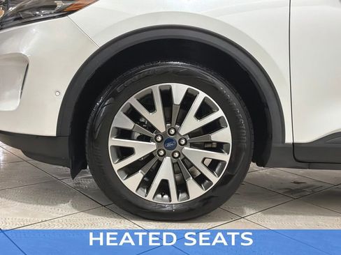 Used 2020 Ford Escape Titanium AWD/4WD image 15