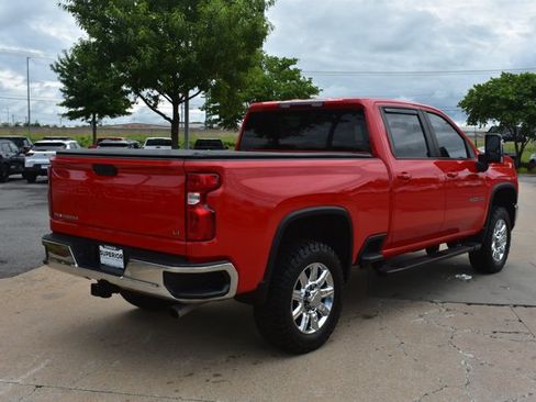 Used 2024 Chevrolet Silverado 2500 LT w/ Convenience Package AWD/4WD image 5
