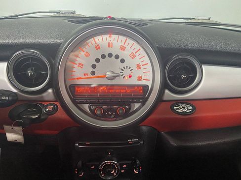 Used 2014 MINI Cooper Roadster image 28