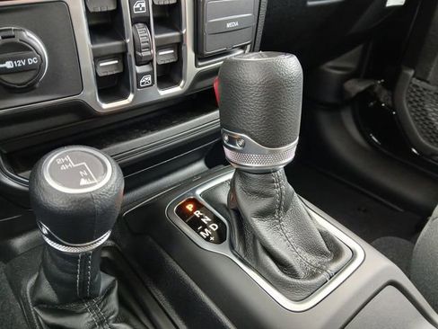 New 2026 Jeep Gladiator Sport image 23