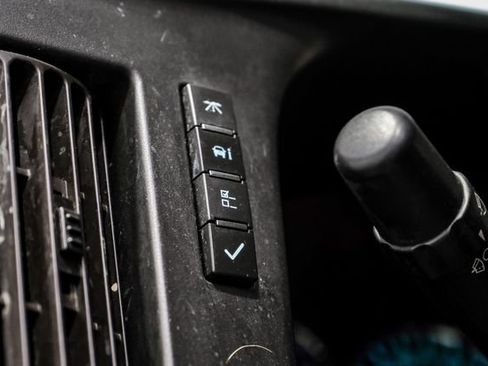 Used 2020 Chevrolet Express 2500 RWD image 31