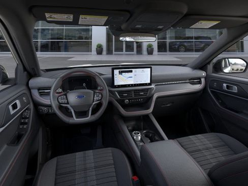 New 2026 Ford Explorer ST-Line w/ ST-Line Street Pack image 9
