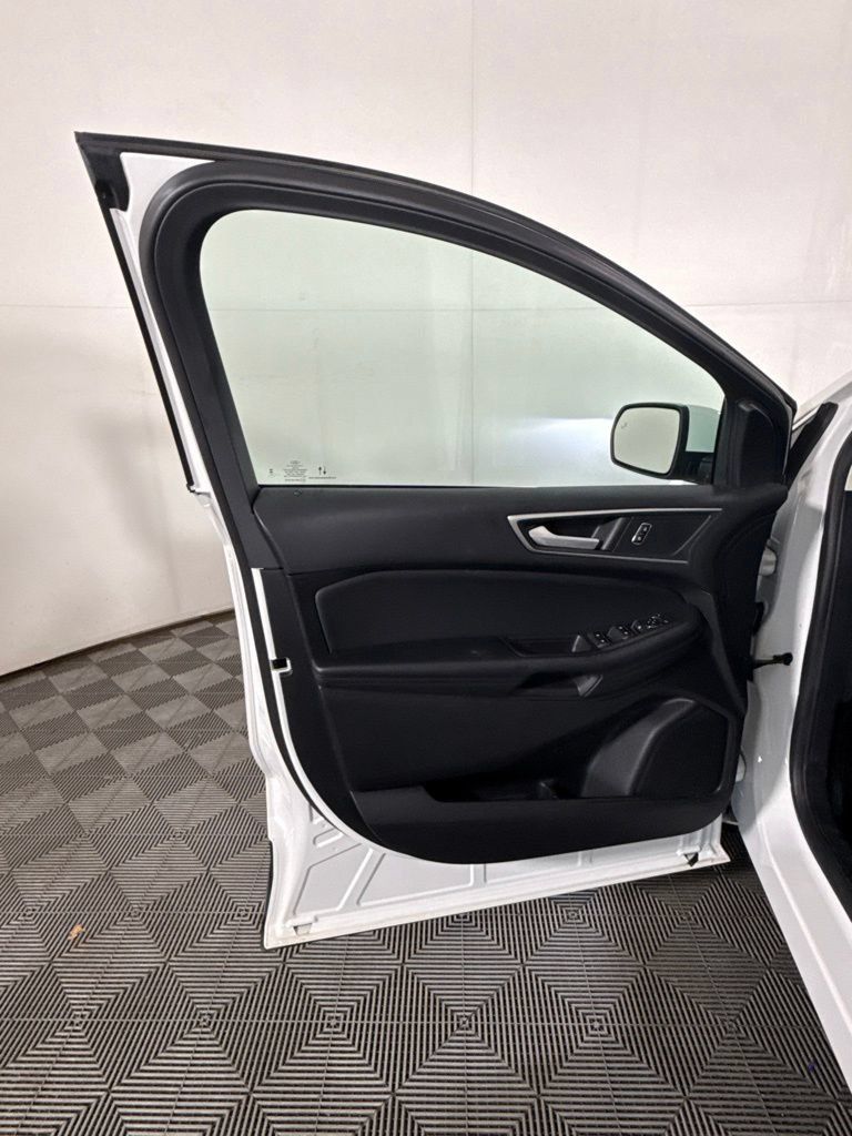 Used 2024 Ford Edge SEL w/ Convenience Package AWD/4WD image 14