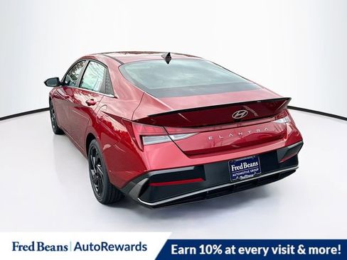 New 2026 Hyundai Elantra SEL Sport Premium FWD image 4