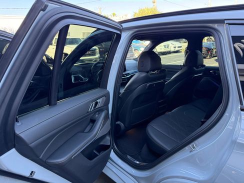 Used 2024 BMW X5 xDrive40i w/ M Sport Package image 15