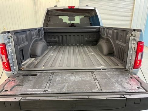 Used 2021 Ford F150 XLT w/ Equipment Group 302A High image 9