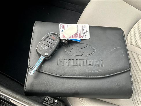 Used 2019 Hyundai Sonata ECO image 12