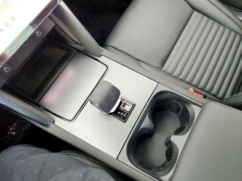 Used 2025 Land Rover Discovery Sport S image 26