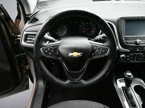 Used 2018 Chevrolet Equinox LT AWD/4WD image 11