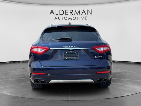 Used 2017 Maserati Levante S AWD/4WD image 4