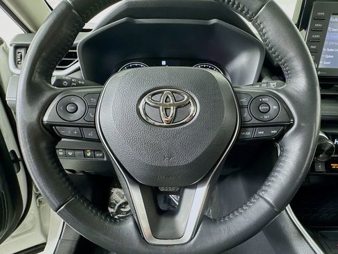 Used 2022 Toyota RAV4 XLE w/ Convenience Package AWD/4WD image 40