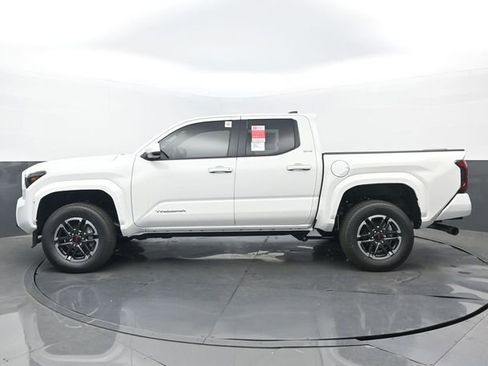 New 2026 Toyota Tacoma SR5 AWD/4WD image 20