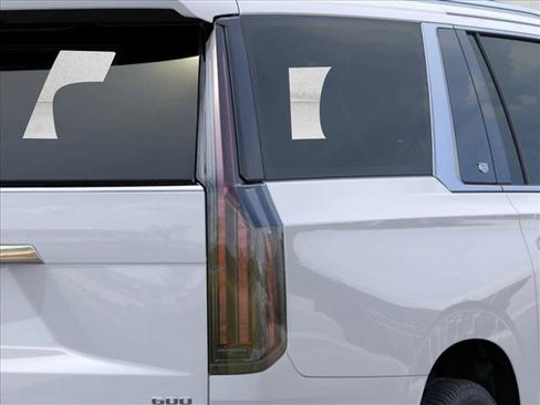 New 2026 Cadillac Escalade ESV Luxury RWD image 11