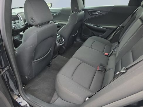 Used 2021 Chevrolet Malibu LT FWD image 19