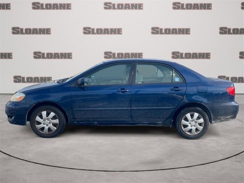 Used 2008 Toyota Corolla LE image 2