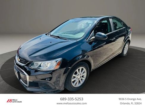 Used 2019 Chevrolet Sonic LT w/ Convenience Package FWD image 1
