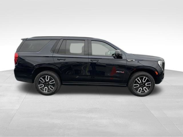 Used 2023 GMC Yukon AT4 w/ AT4 Premium Package AWD/4WD image 8