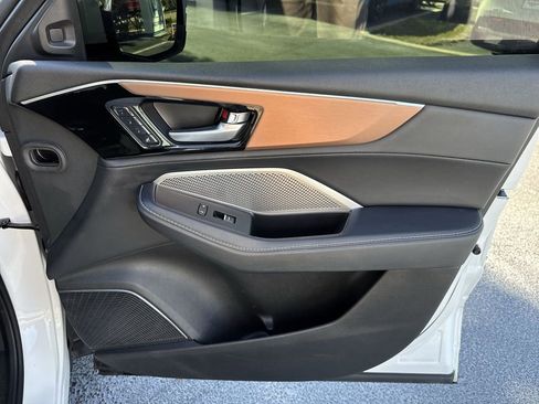 Used 2022 Acura MDX FWD w/ Technology Package image 39