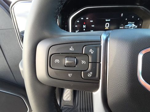 New 2026 GMC Sierra 1500 SLE w/ X31 Off-Road Package image 19