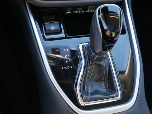 Used 2025 Subaru Outback Onyx Edition image 24