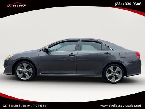 Used 2014 Toyota Camry SE w/ Protection Package FWD image 1